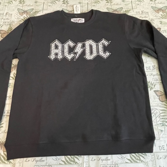 NWT Vinyl Icons ACDC BLACK sweatshirt. SMALL with bling - Picture 1 of 5